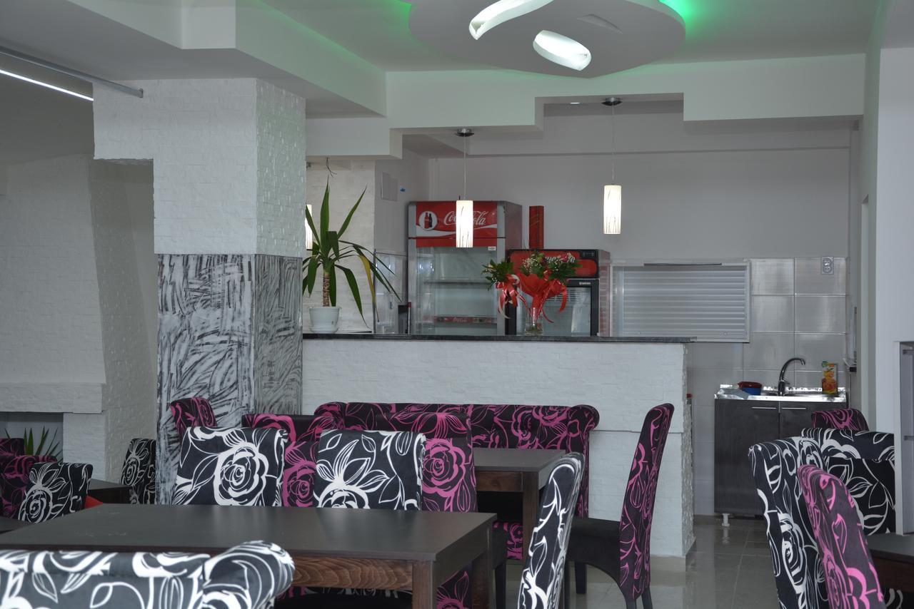 Prenociste Bojan 017 Bed & Breakfast Vranje Exterior photo