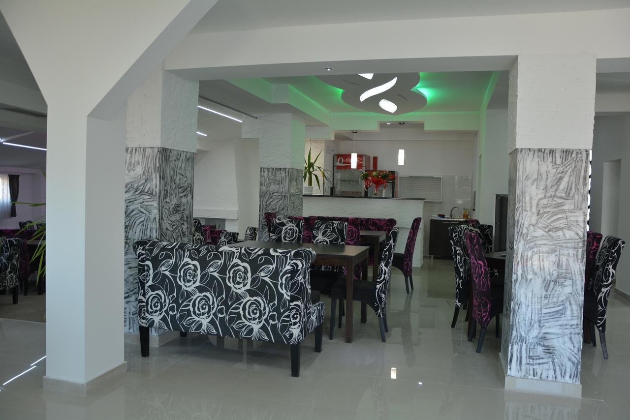 Prenociste Bojan 017 Bed & Breakfast Vranje Exterior photo