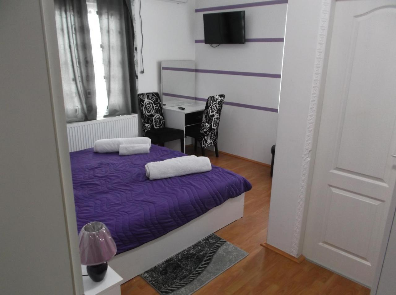 Prenociste Bojan 017 Bed & Breakfast Vranje Exterior photo